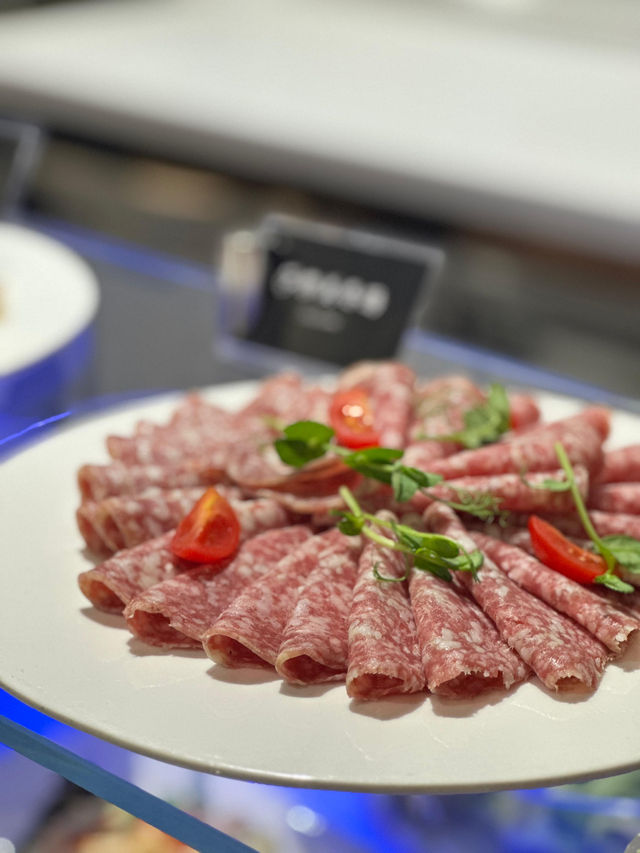 《六國酒店食Buffet慶生日》