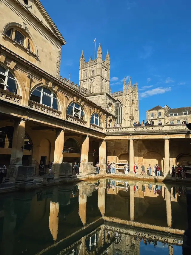 bath abbey • the roman baths • the royal crescent