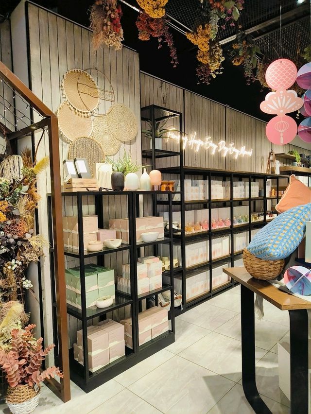A Cozy Escape at Hooga