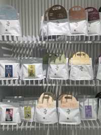 曼谷探店｜隱藏在樹林中的世外桃源咖啡店
