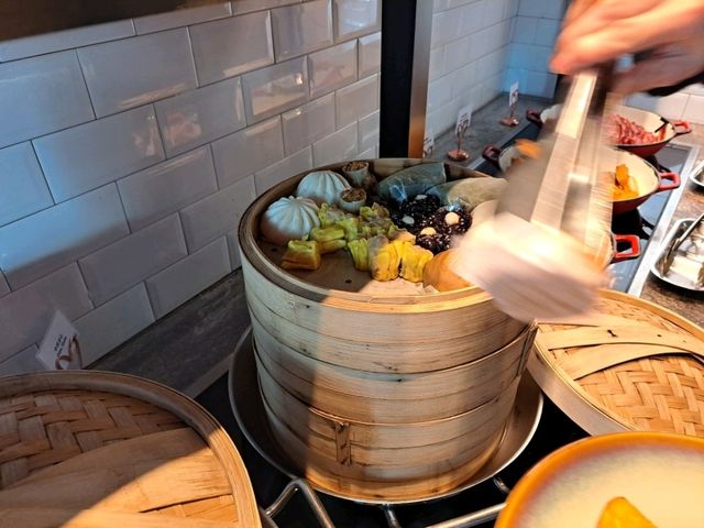 紅山Moxy酒店入住體驗｜四星級工業風設計 × 地鐵3分鐘直達