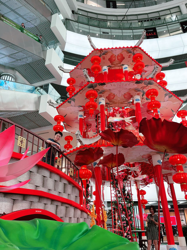 1 Utama - Biggest Mall Chinese New Year Tradition Decos