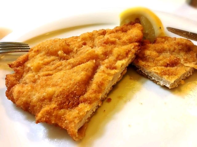 維也納經典美食「炸肉排」，美景宮附近的傳統餐館 Restaurant Sperl