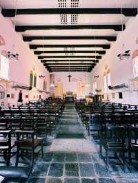 A Step Back in Time at The Stadthuys & Dutch Square ⛪