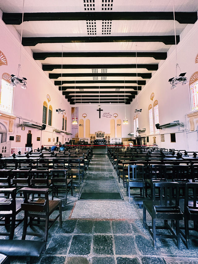 A Step Back in Time at The Stadthuys & Dutch Square ⛪