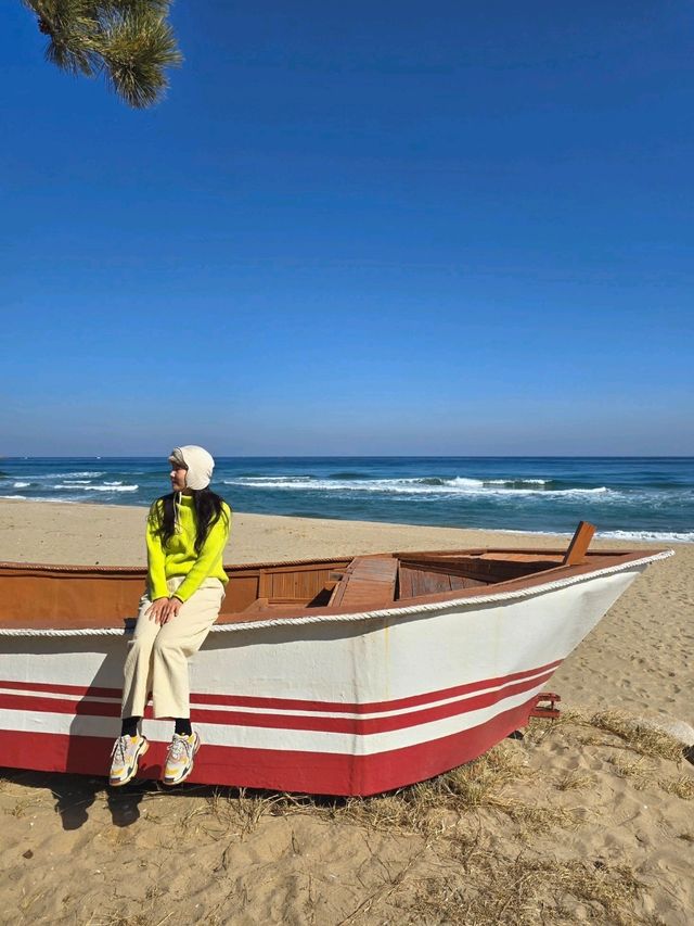 겨울바다의 매력이 더해지는 양양해변🩵