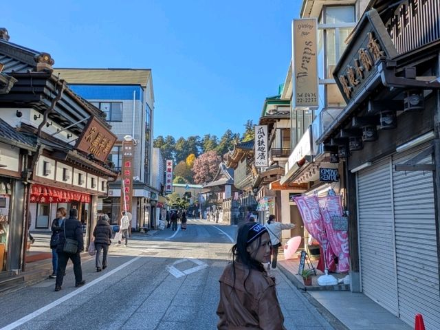 成田山表参道賑わってます！