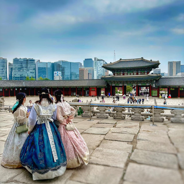 Timeless Elegance: A Day at Gyeongbokgung Palace