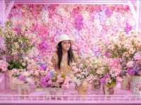 คาเฟ่ ธีมดอกไม้ฟรุ้งฟริ้งไปหมด 🌸🌼