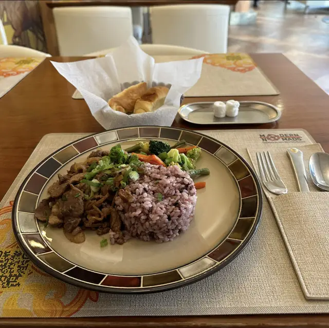 【ウランバートル】🇲🇳 モダン・ノマズ2