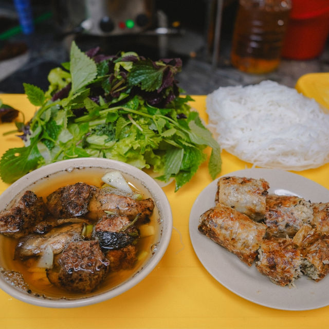 แจกแพลนตะลุยกินสตรีทฟู้ด ย่านเมืองเก่าฮานอย