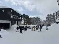 หนีร้อนไปเล่นสโนบอร์ดที่ Inwashiro Snow Paradise