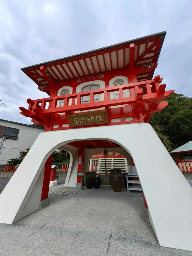 唯一用貝殼繪馬的龍宮神社