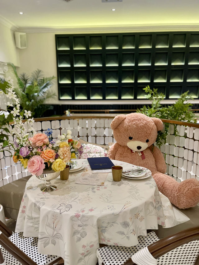 歐陸式宮廷風⛲️🌿 來個法式的浪漫吧🍽🍷✨