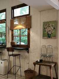 Charlotte Hut Coffee & Tea Bar