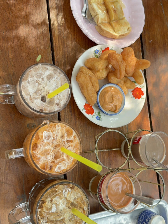 🤎 ร้านอาหารเช้า  |  อยู่ถนอมคาเฟ่ นครปฐม🥐🥨