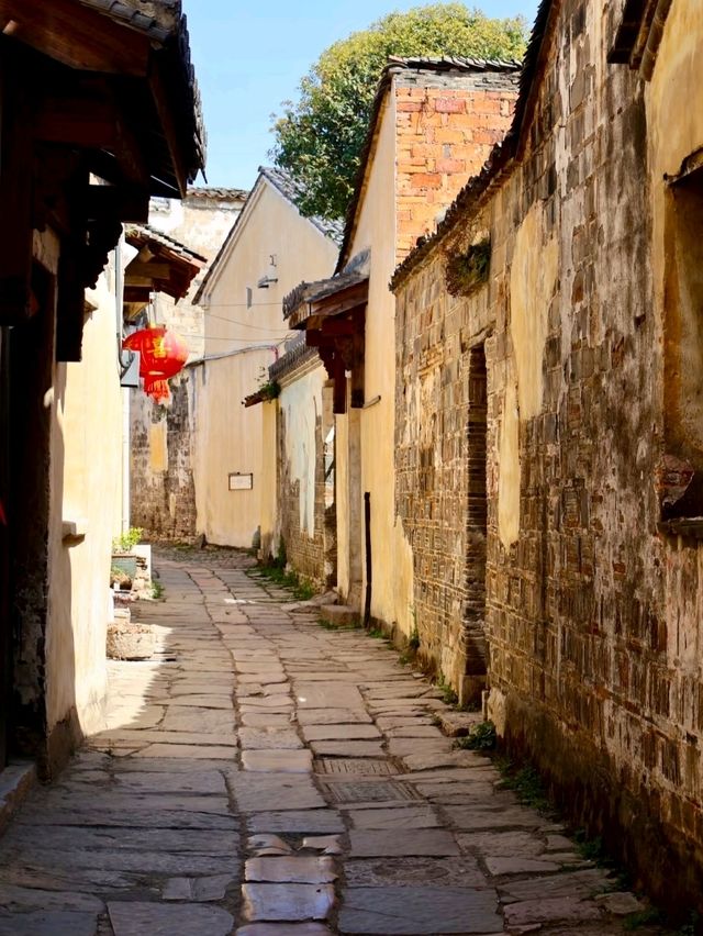 Shuidong Old Street: A Stroll Through Time