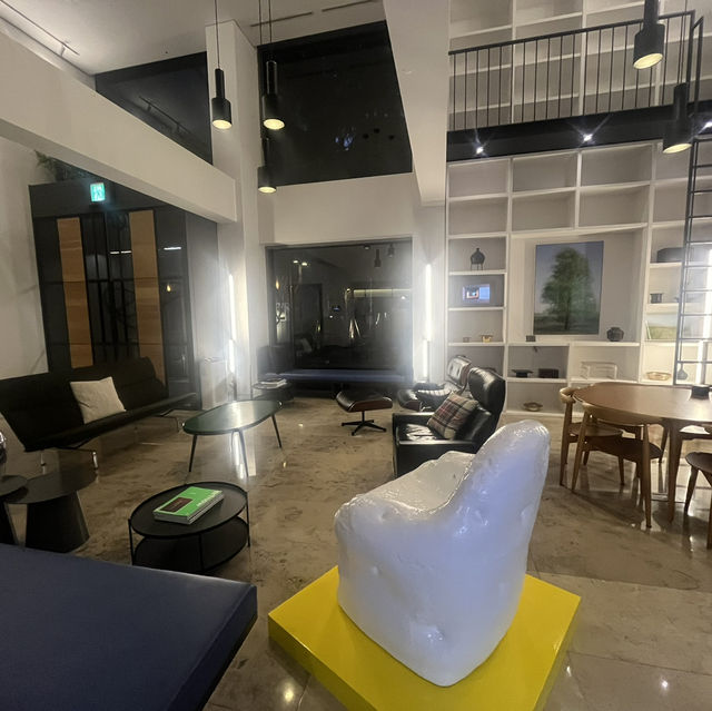 【韓国・ソウル🇰🇷】人気の新沙に泊まろう！La CASA Hotel💫 