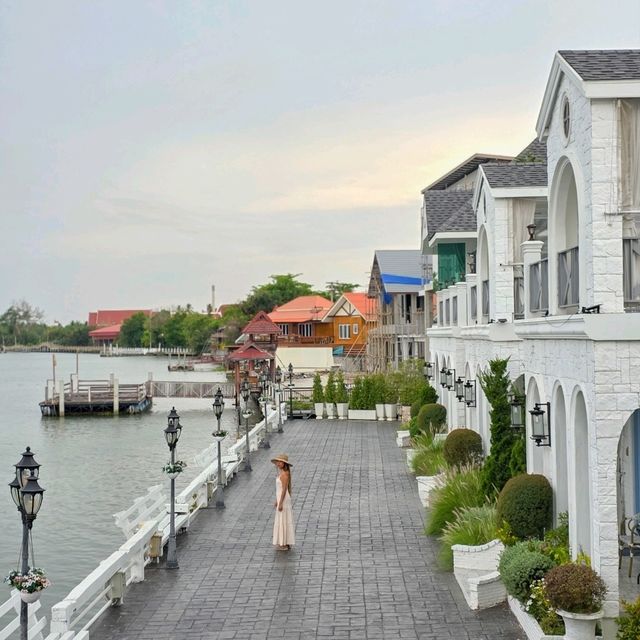 ที่พักสวยอัมพวา ริมแม่น้ำแม่กลอง