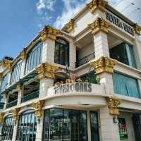 Seven Oaks Bakery Cafe in JB