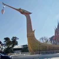 อุโบสถบนเรือสุพรรณหงส์ วัดชลอ