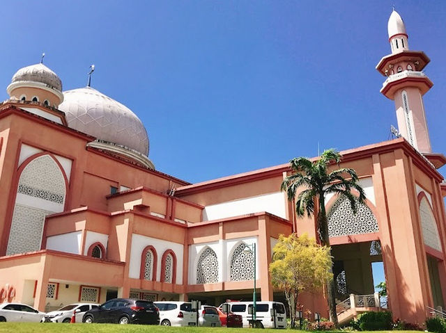 From Campus to Coastline: Experiencing UMS’s Breathtaking Views!"🏖️🎓  