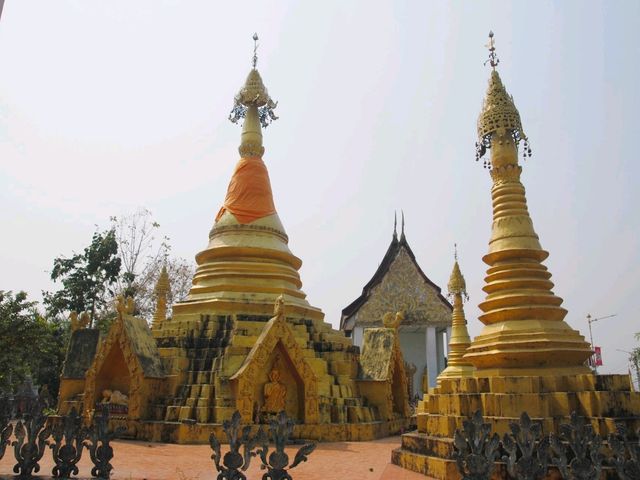 วัดสมเด็จ at สังขละบุรี กาญจนบุรี