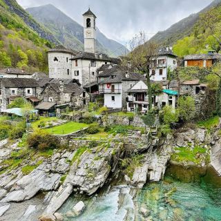 Weekend Escape to Ponte dei Salti: A Fairytale Swiss Stone Bridge Adventure!** 🌉✨   