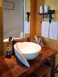 GREAT LOCATION AND RELAXING AMBIENCE AT ART ME HOTEL KUNMING