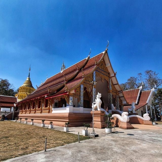 วัดเก่าแก่สมัยสุโขทัยในเมืองภูกามยาว