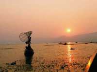 The Art of One-Leg Rowing: A Timeless Tradition of Inle Lake