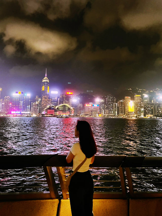 A Night Stroll Along the Hong Kong Avenue of Stars – Statues, Skyline, and a Photo with McDull