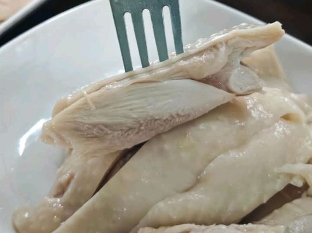 ข้าวมันไก่หน้าโจร ธัญบุรี