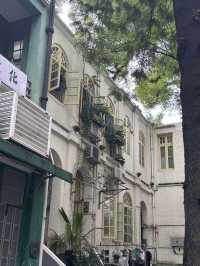 ShamStroll Through Guangzhou’s Colonial Time Capsule✨  
