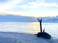 Lost in time at Hat Sairi,
