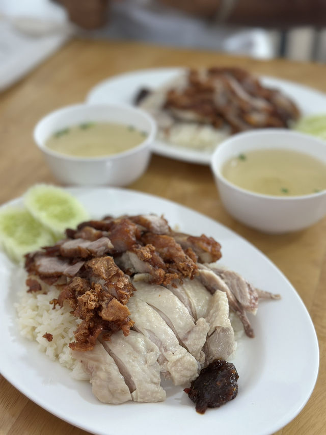  ข้าวมันไก่แม่พาเพลิน 