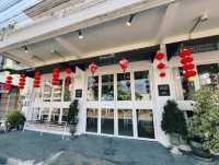 memmoth cafe & hostel