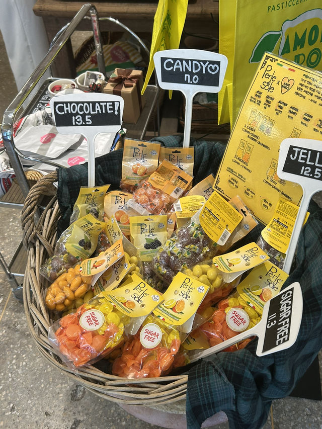 🇮🇹 나폴리의 햇살 가득, 아모르나폴리 안국점