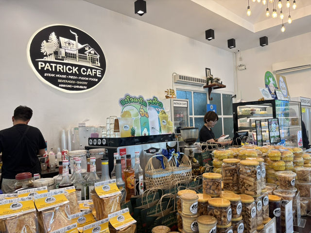 Patrick Cafe