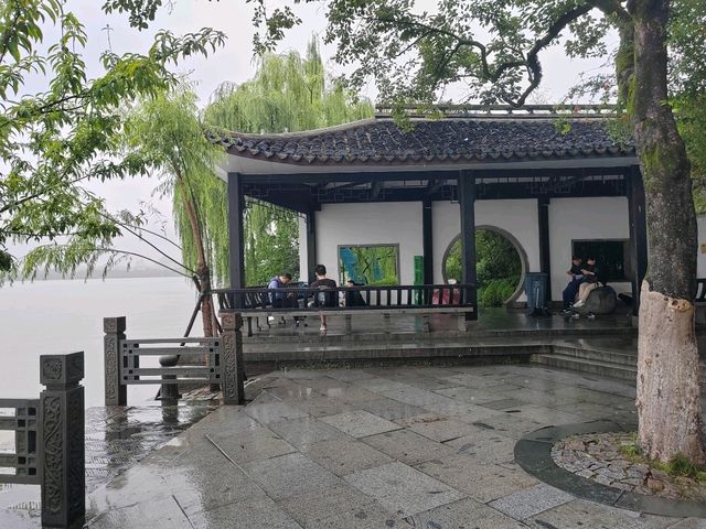 ทะเลสาบซีหู (西湖)