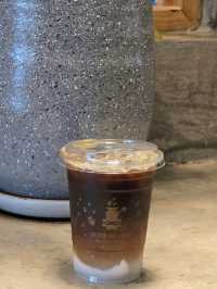 รีวิว Guzzjung cafe' Co-Working Space นิวทาวน์ สกล