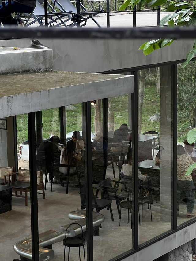 คาเฟ่ที่กำลังมาแรงที่เขาใหญ่ ที่ต้องแวะ