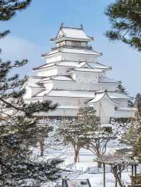 🏯【福島・会津若松】鶴ヶ城｜白壁が美しい“会津のシンボル”で歴史ロマンに浸る 
