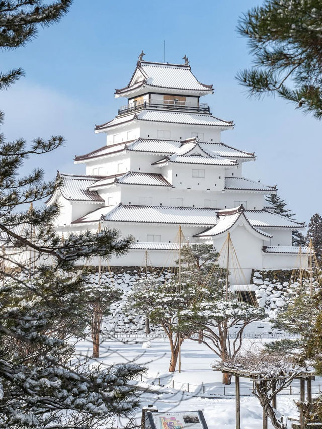 🏯【福島・会津若松】鶴ヶ城｜白壁が美しい“会津のシンボル”で歴史ロマンに浸る 