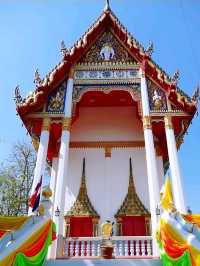 วัดเทวประสาท พระพุทธรูปปางประทานพรขนาดใหญ่