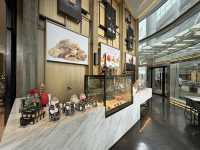 Le Bar at Sofitel: Where Class Meets Comfort