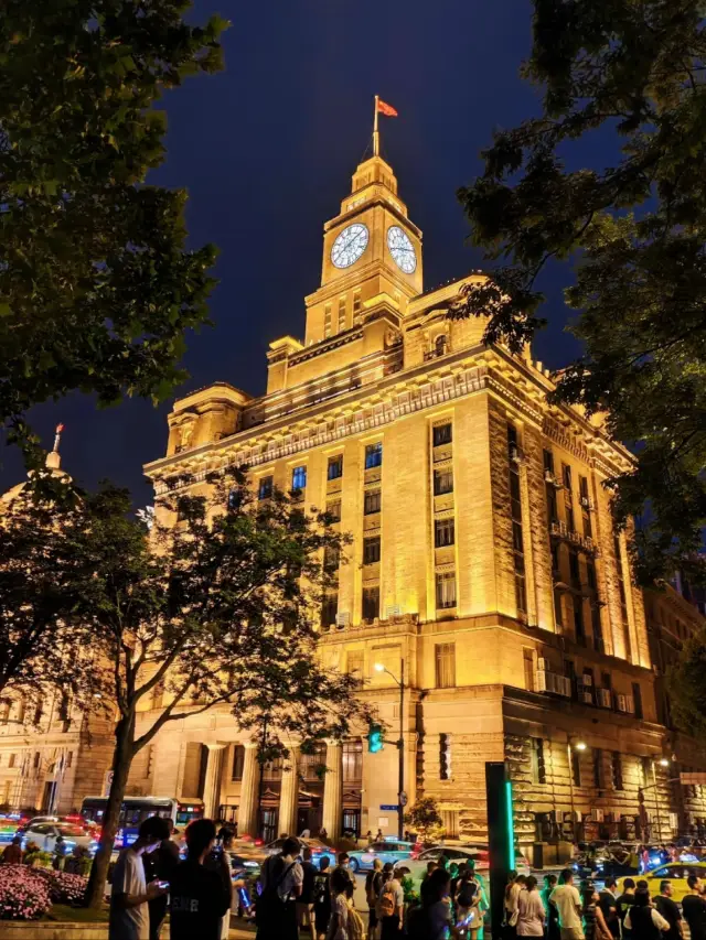 Shanghai On Budget: Big Adventures for Small Budgets