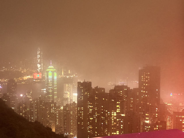 Hong Kong city walk features both old and new sights