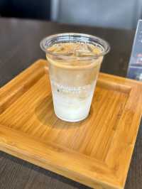 【東京・羽田空港】静けさと香りを添える空港カフェ「TRAVELER’S COFFEE」