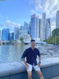 เดินเล่น Marina Bay ชม Merlion พ่นน้ำ 